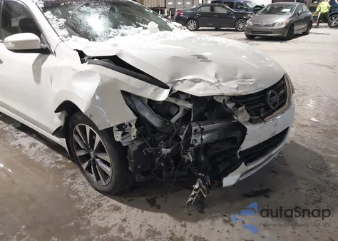 2016 Nissan Altima 2.5 Sl z USA, uszkodzony, nr VIN 1N4AL3AP3GC176631